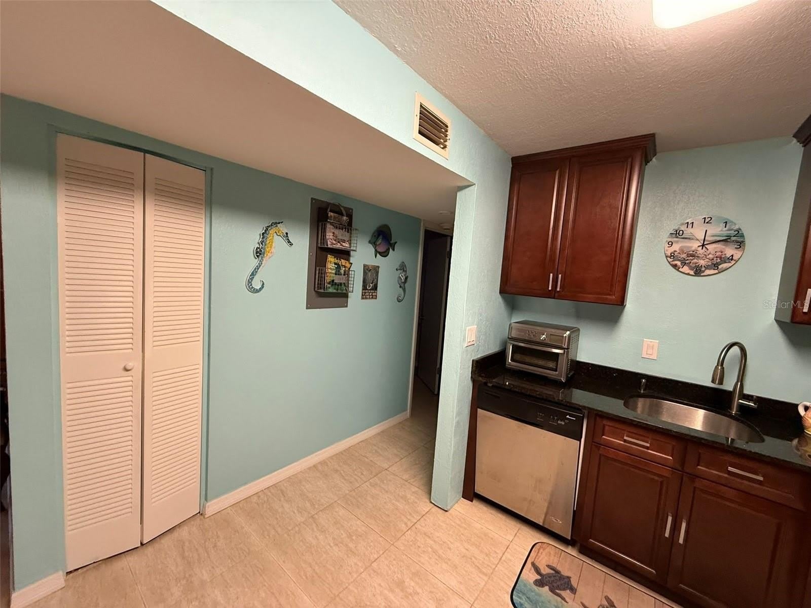 21280 BRINSON Avenue – photo 2