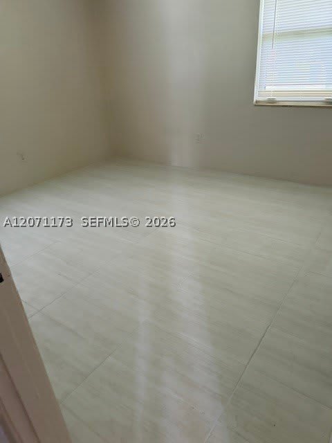 305 NW 12th Ave – photo 4