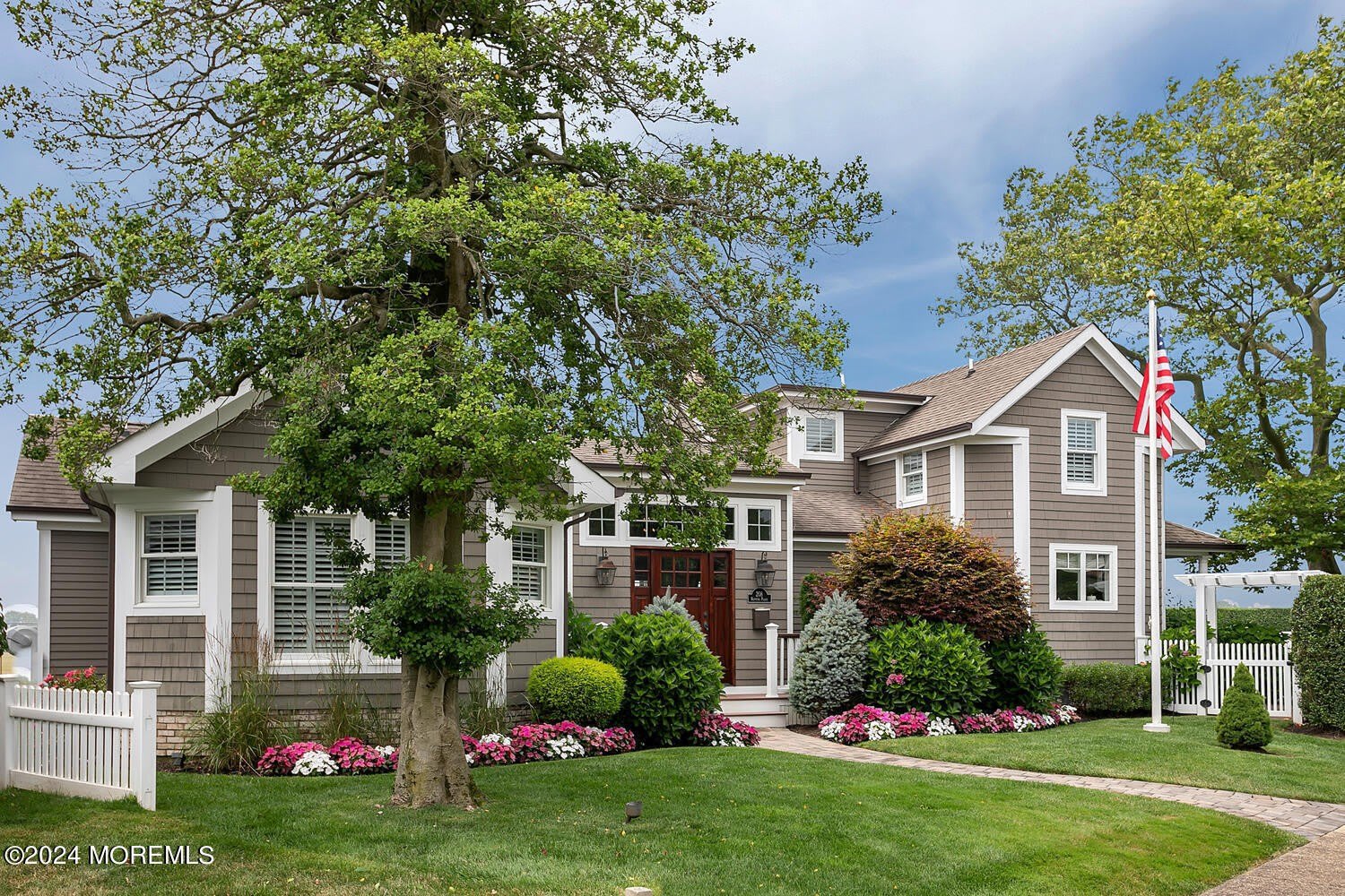 208 Neptune Place – photo 2