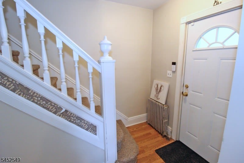 293 Watchung Ave – photo 3