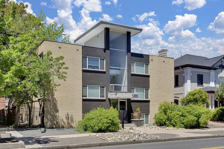 1435 Franklin – photo 2