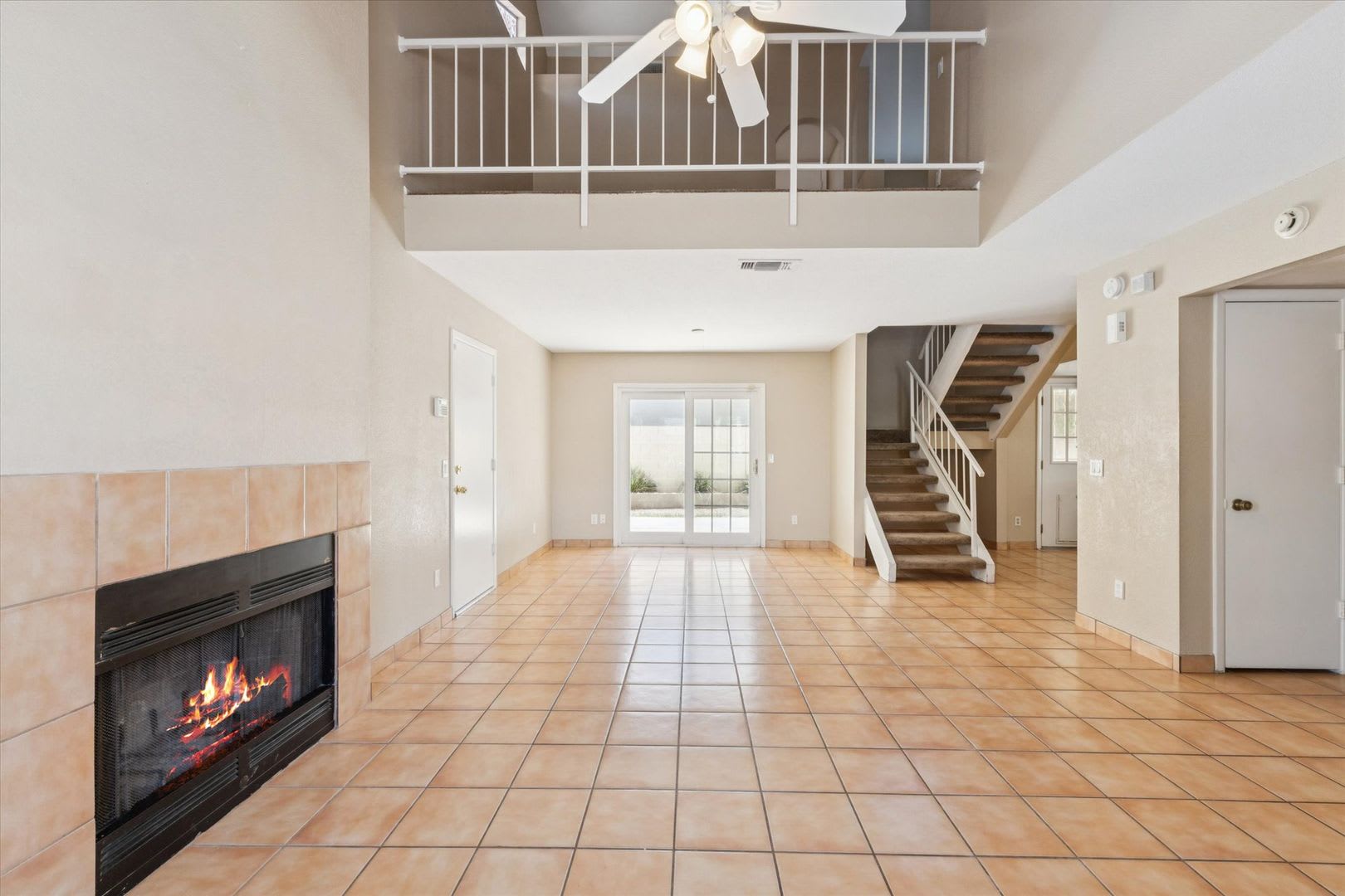 Coming Soon! 3 BR/3BA – photo 4