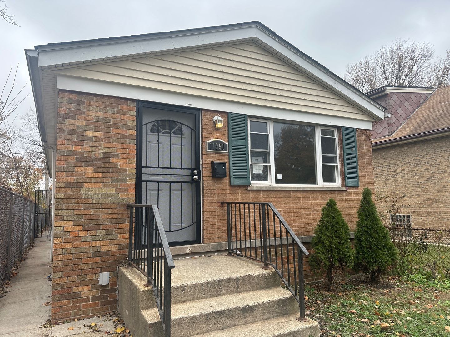 Mobility Area 4 Bedrooms And 2 Full Baths – photo 1
