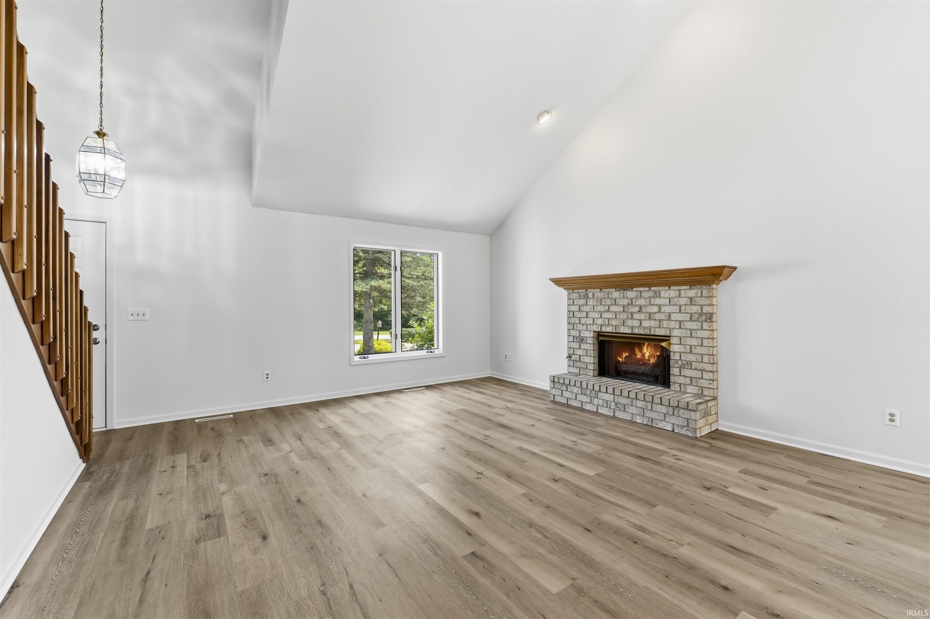 11709 Leo Road – photo 4