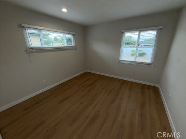 6934 Woodlake Avenue – photo 2