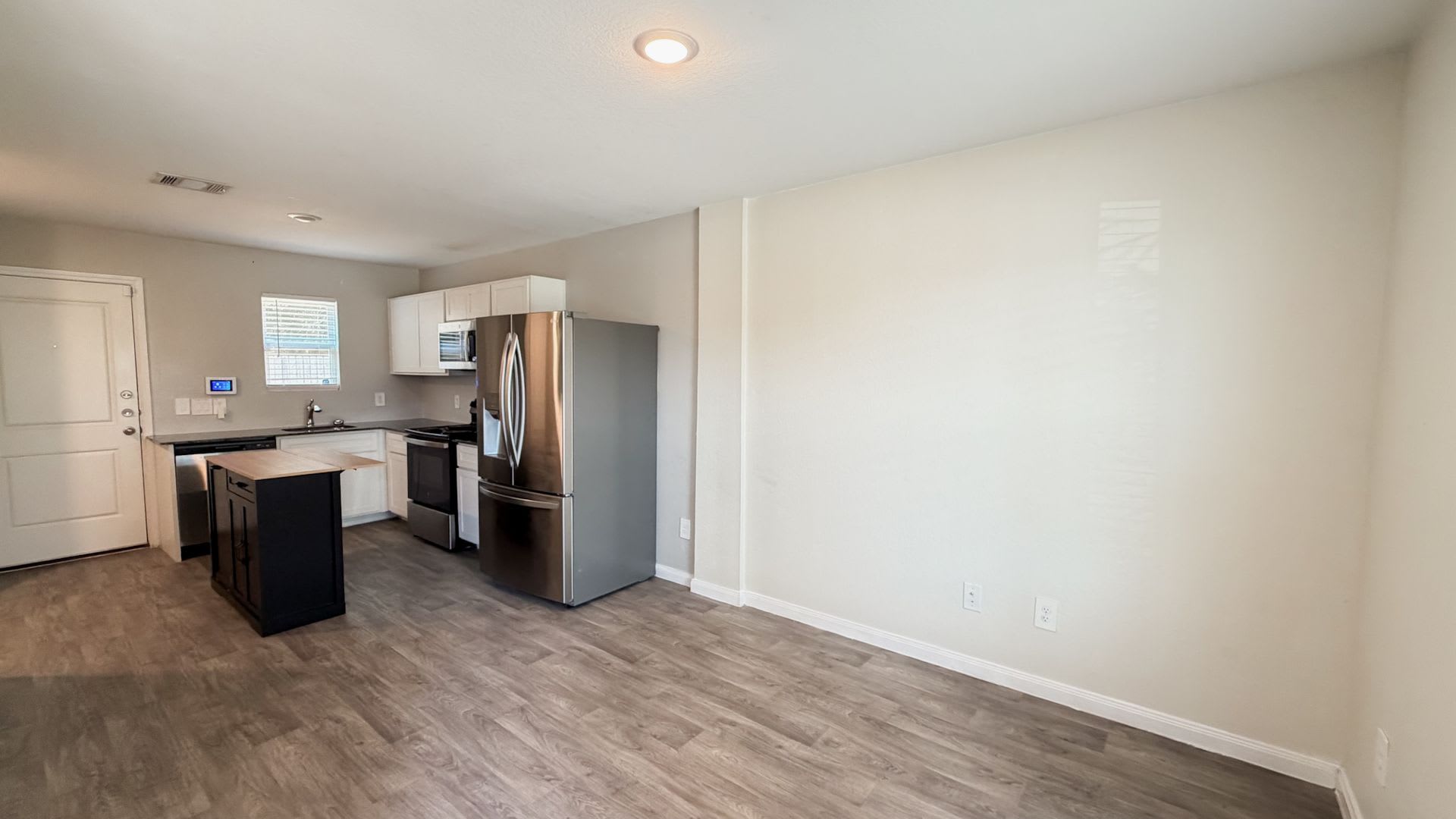 Affordable Conroe Rental Home with Practical Living Space – photo 3