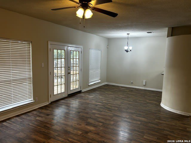4130 TAVERN OAKS ST – photo 5