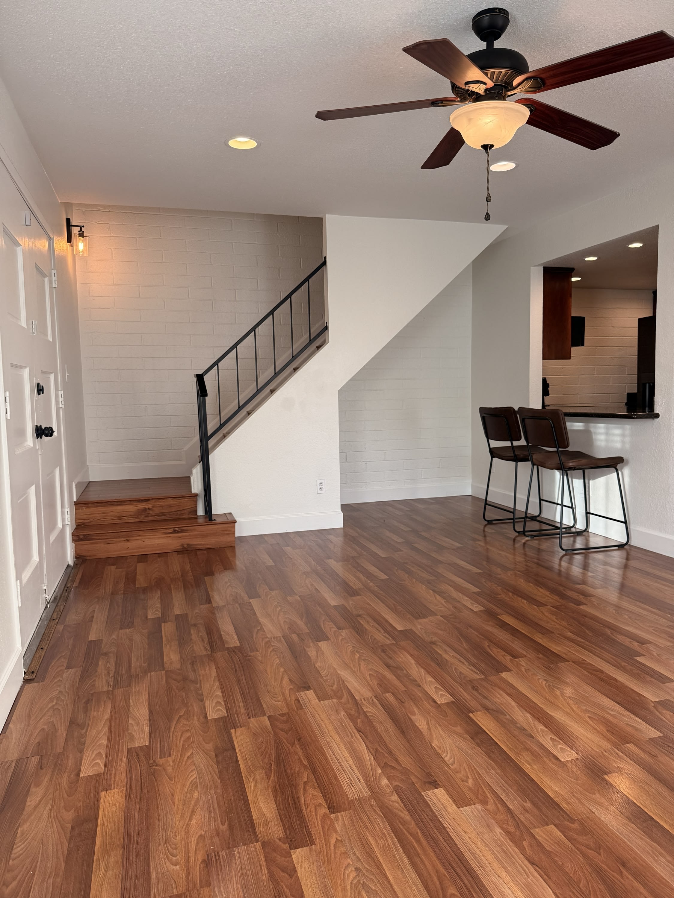 6040 North 79Th Street 1 – photo 2