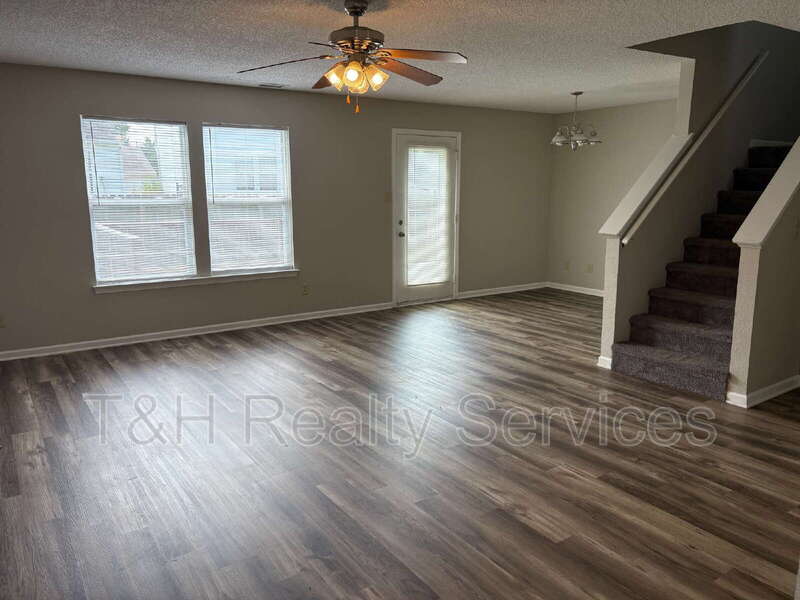 5985 Claymont Boulevard – photo 5