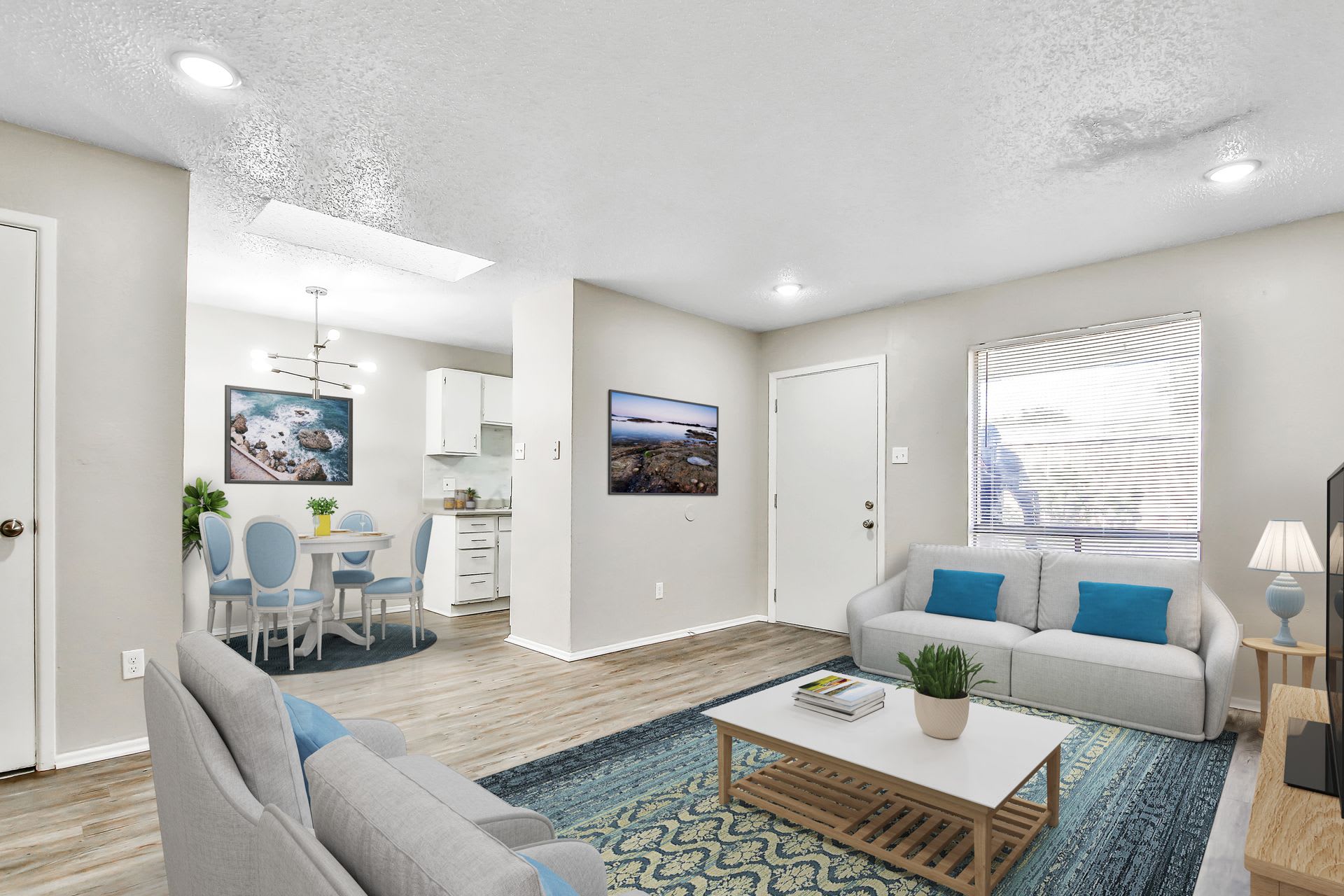 2 Bedroom 1 Bathroom With An Extra Living Space – photo 3