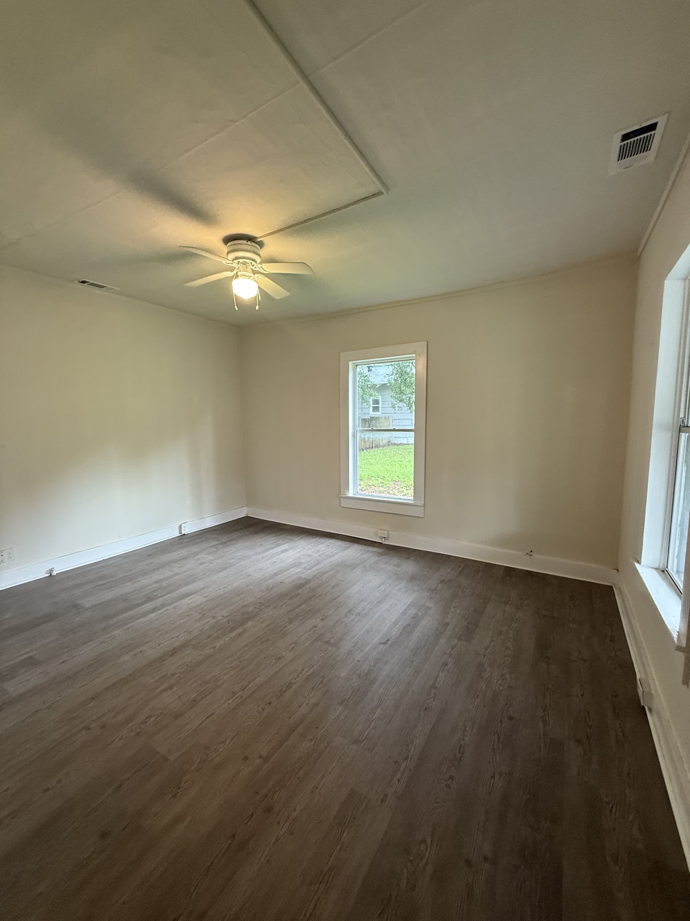 5606 Avenue K – photo 4