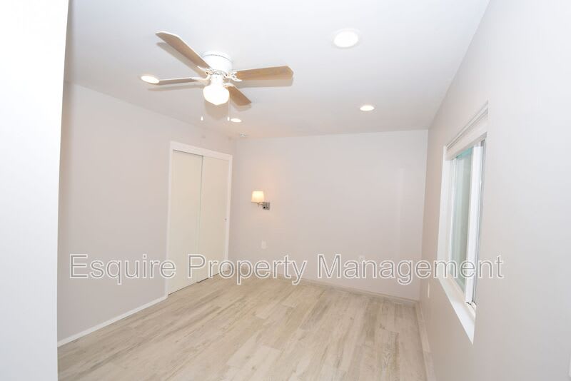 138 OAK STREET – photo 2