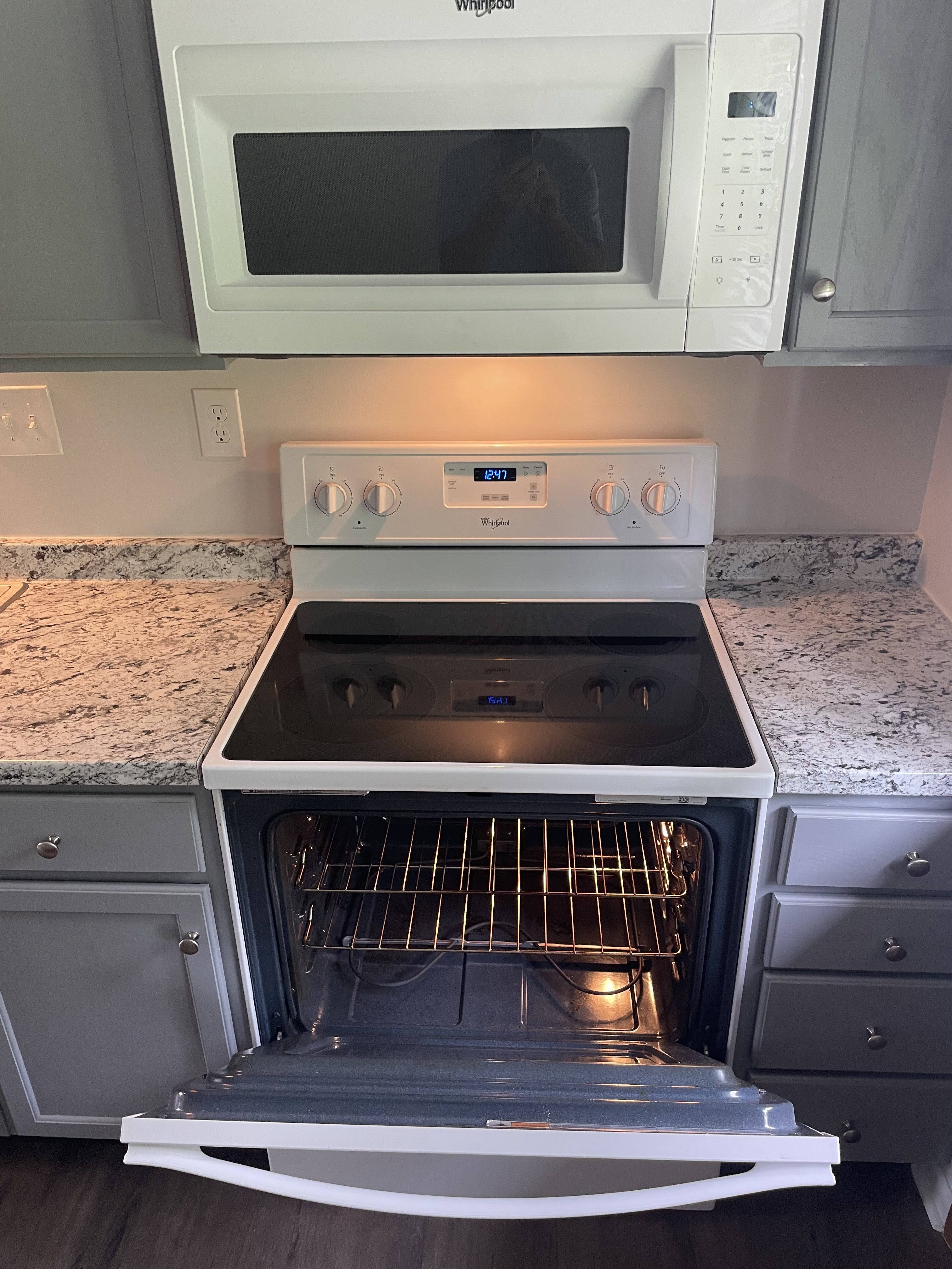 1909 Meadowview Ln – photo 4
