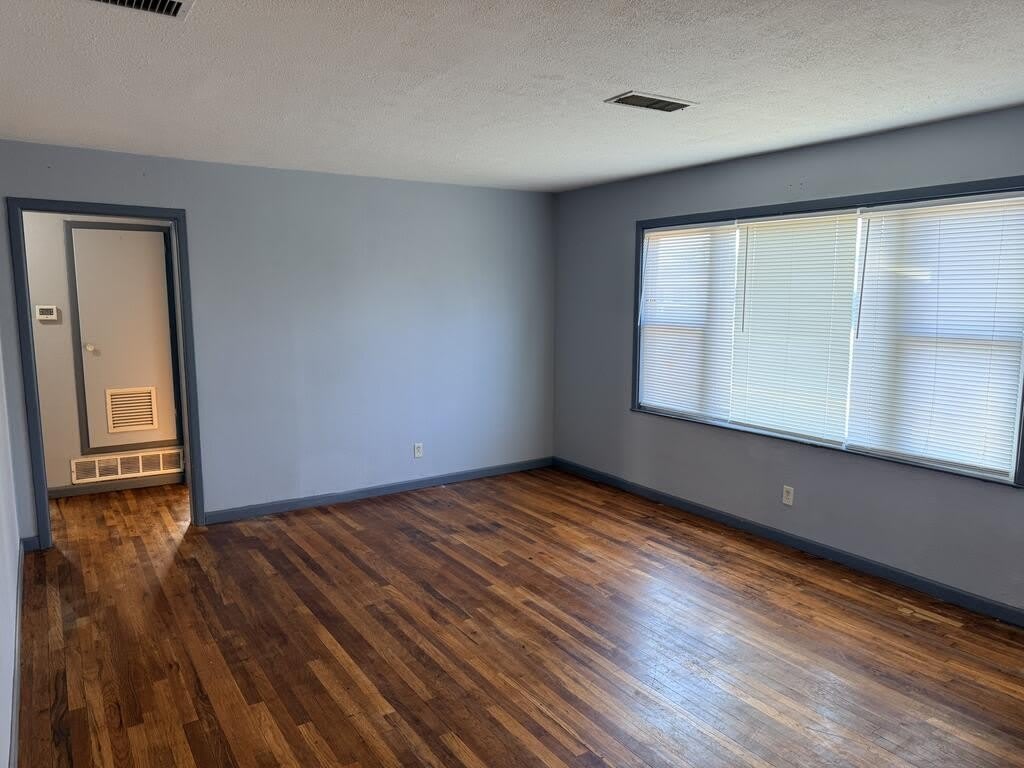 1705 E 21st St – photo 5