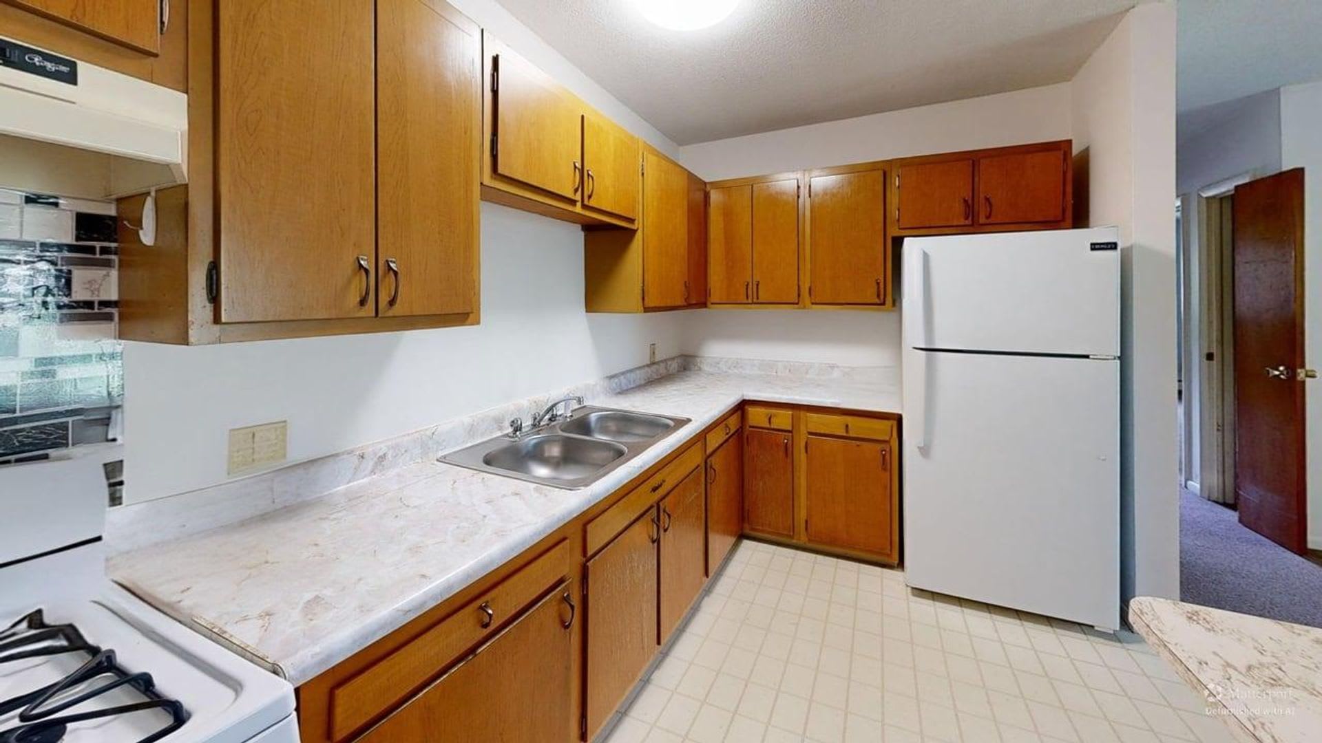 382-384 River St – photo 5