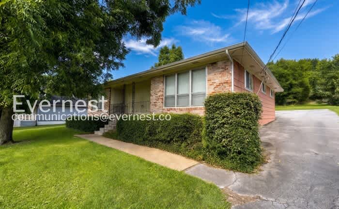 521 Ely Road – photo 2
