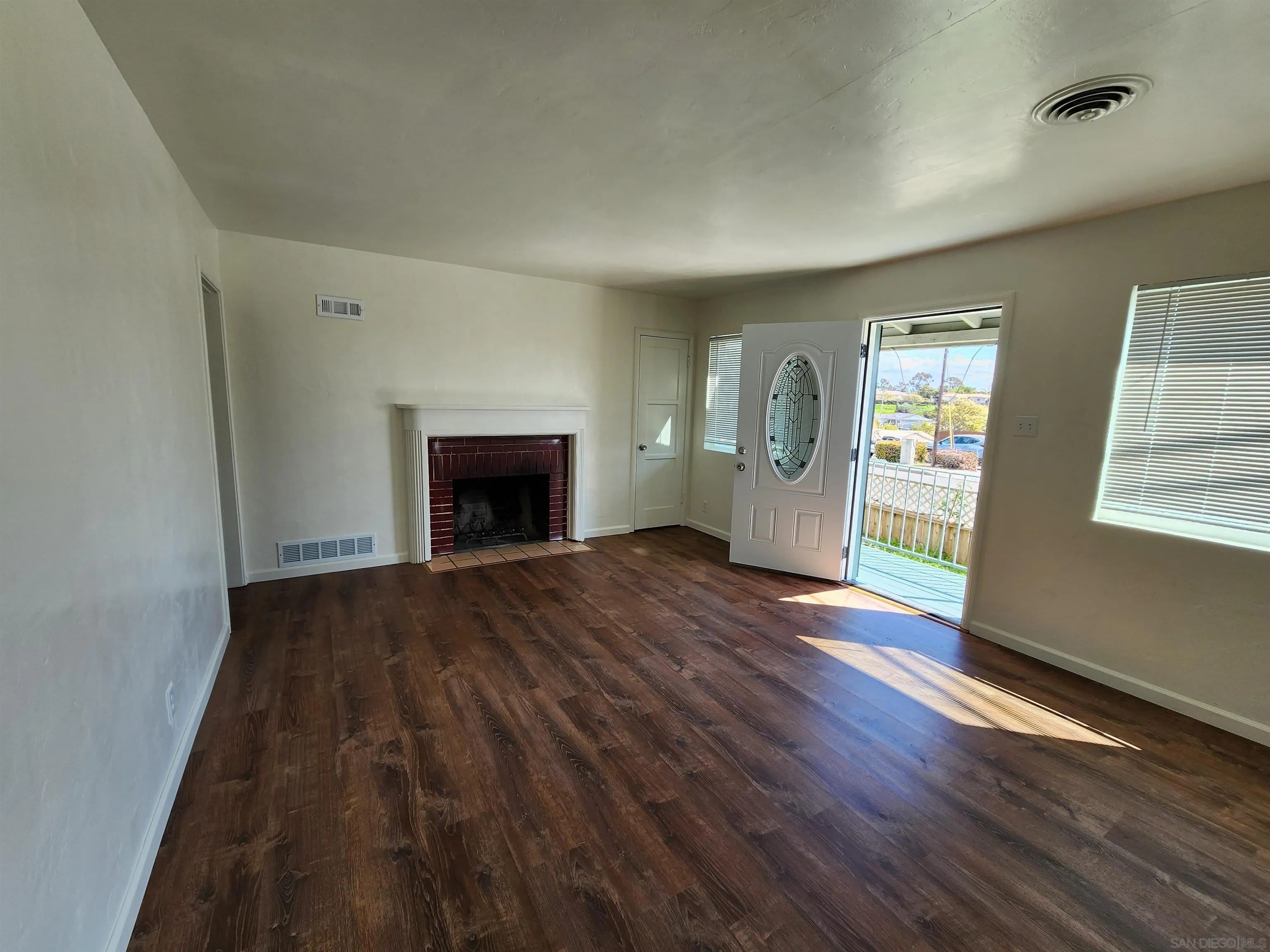 7238 Fulton – photo 2
