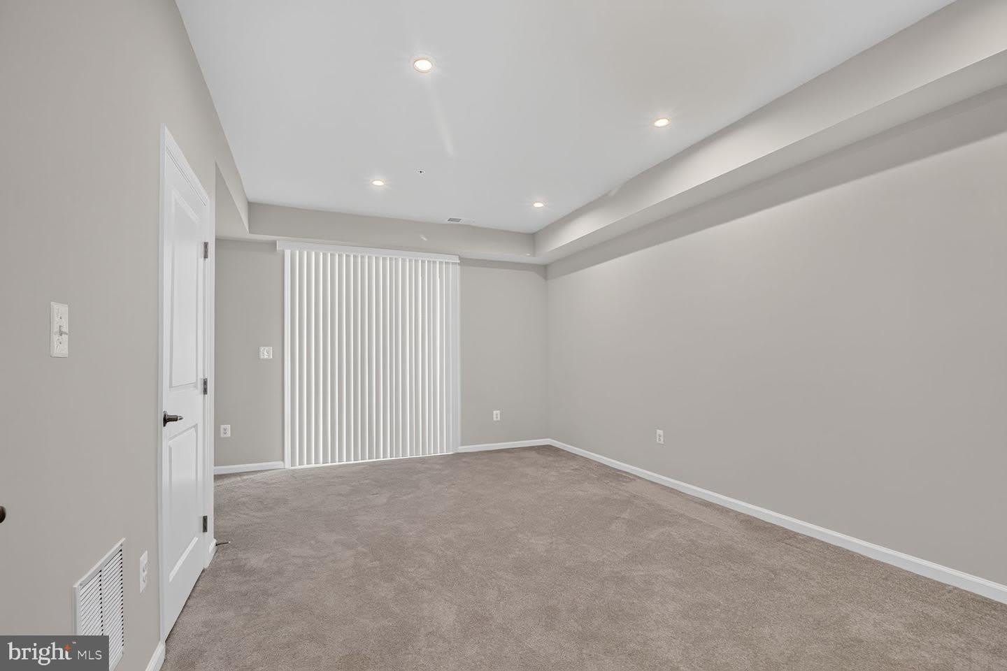 168 WOODGATE CIR – photo 5