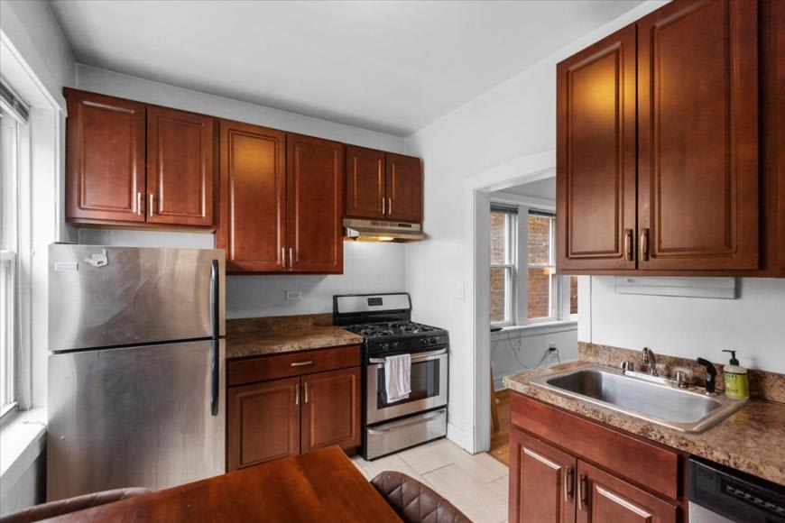 442 West Arlington – photo 2