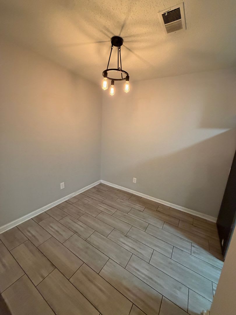 Move In Special 1 2 Off First Month Newly Renovated Unit 2 Br 1Ba Chandler Estates In Rock Hill – photo 4
