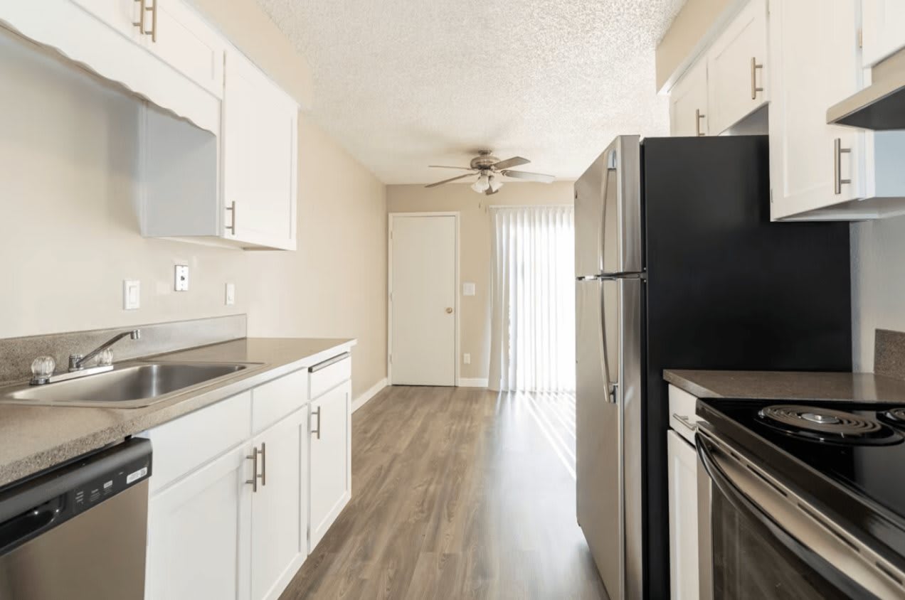 Ironstone Apartments – photo 1