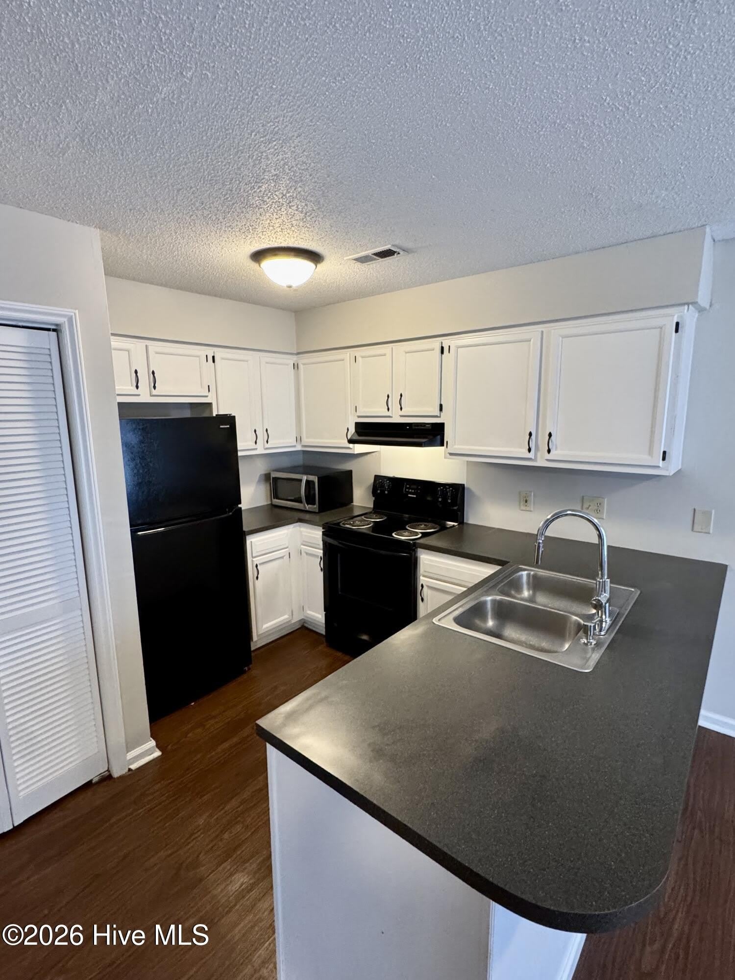 3410 Evans Street – photo 4