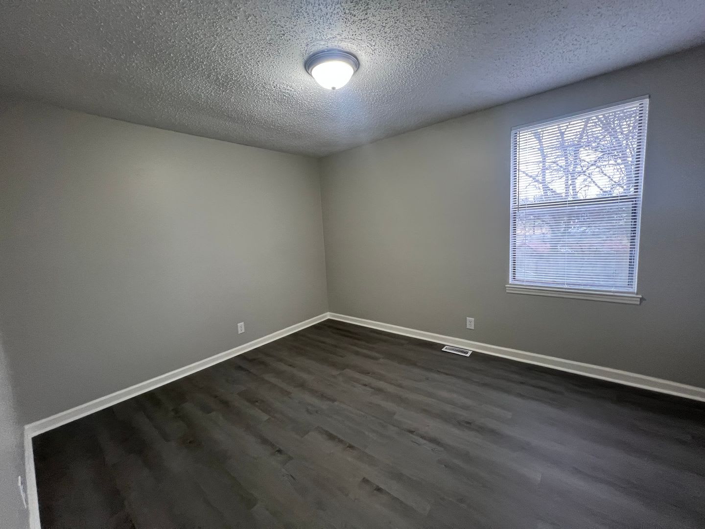 2 bedroom, 1.5 bathroom Duplex in Gallatin. – photo 2