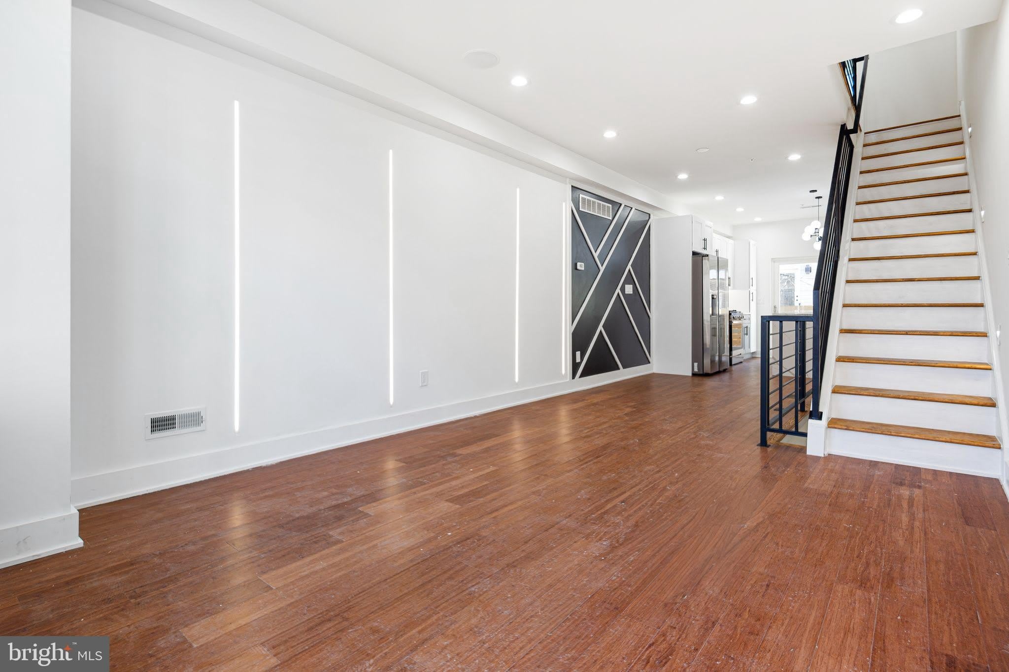 2650 EARP Street – photo 3