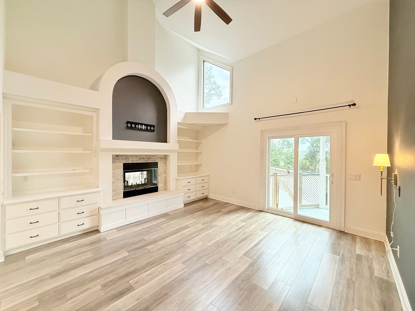 Spacious Home with Wraparound Porch – photo 5