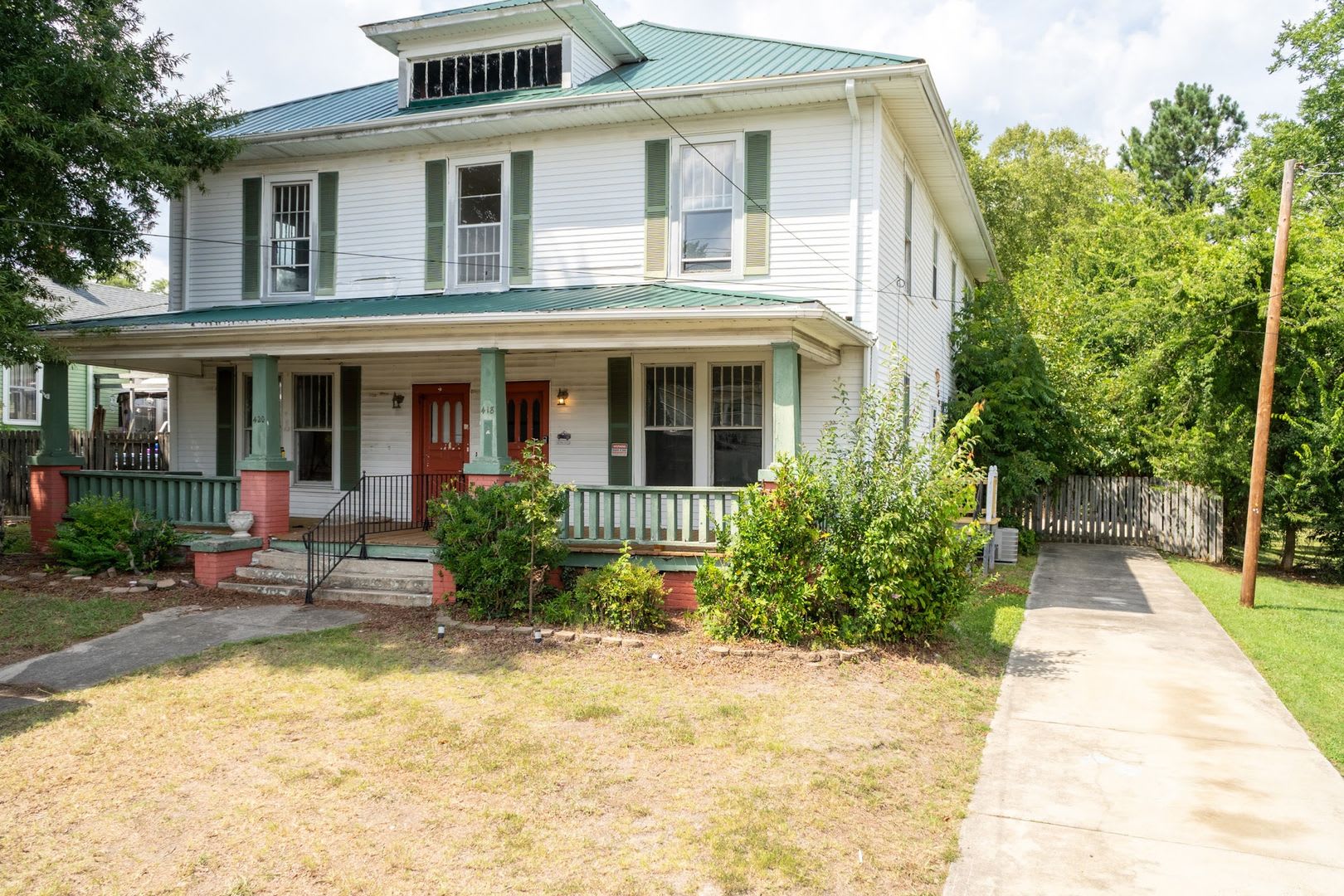 Move In Ready Three Bedroom Home – photo 1