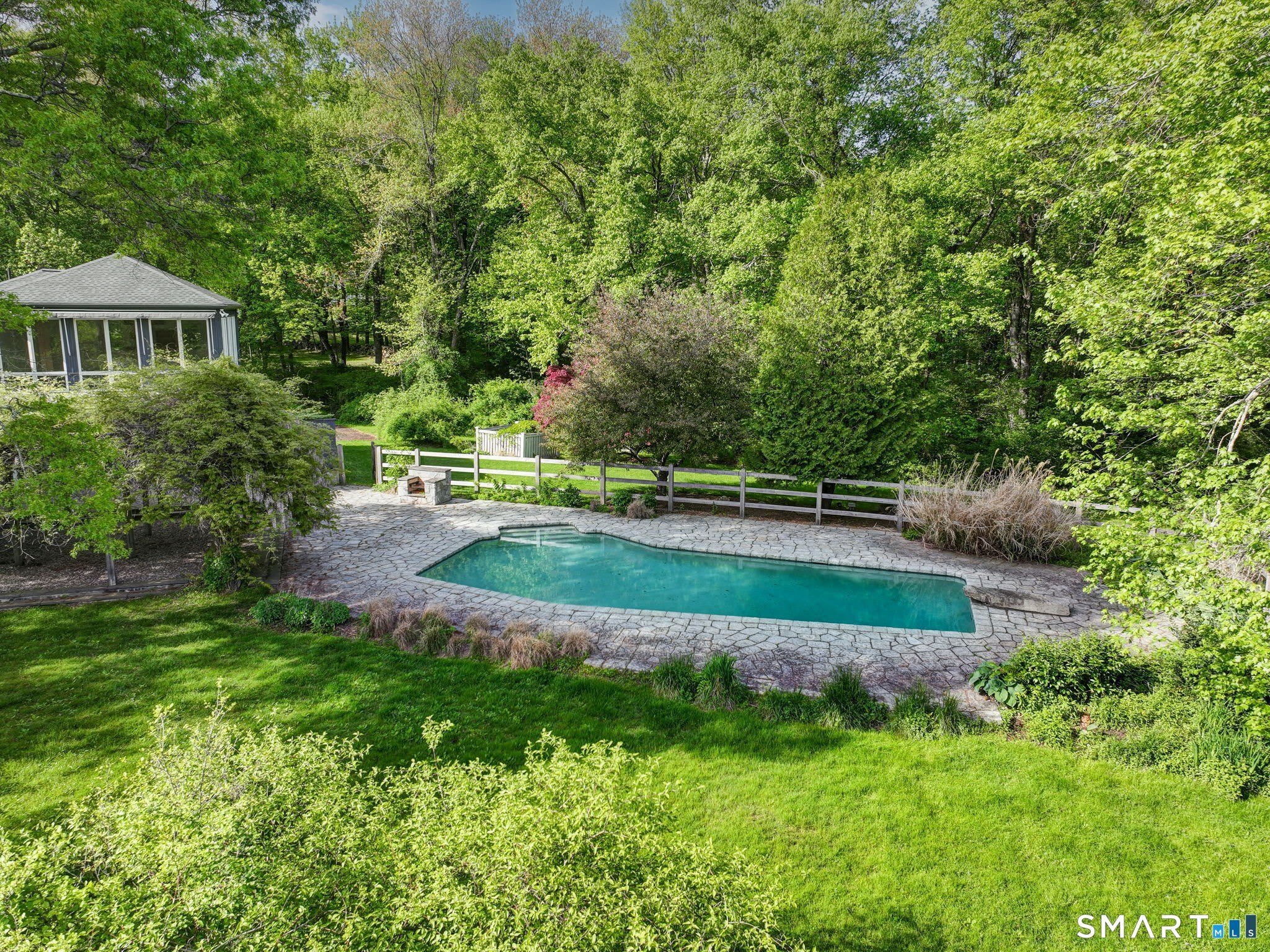 6 Old Orchard Drive – photo 4