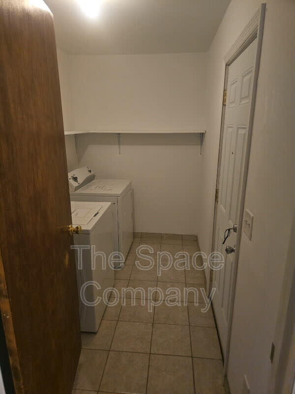 262 Fleming Road – photo 4