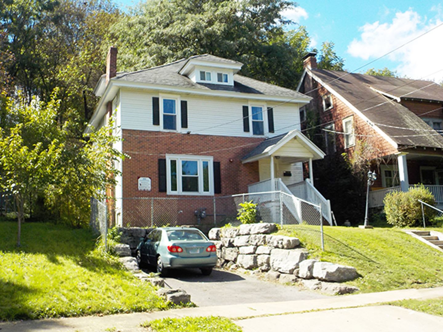 250 Greenwood Pl – photo 2