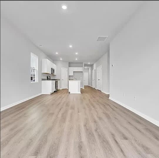 583 Harrison Mill Street – photo 4