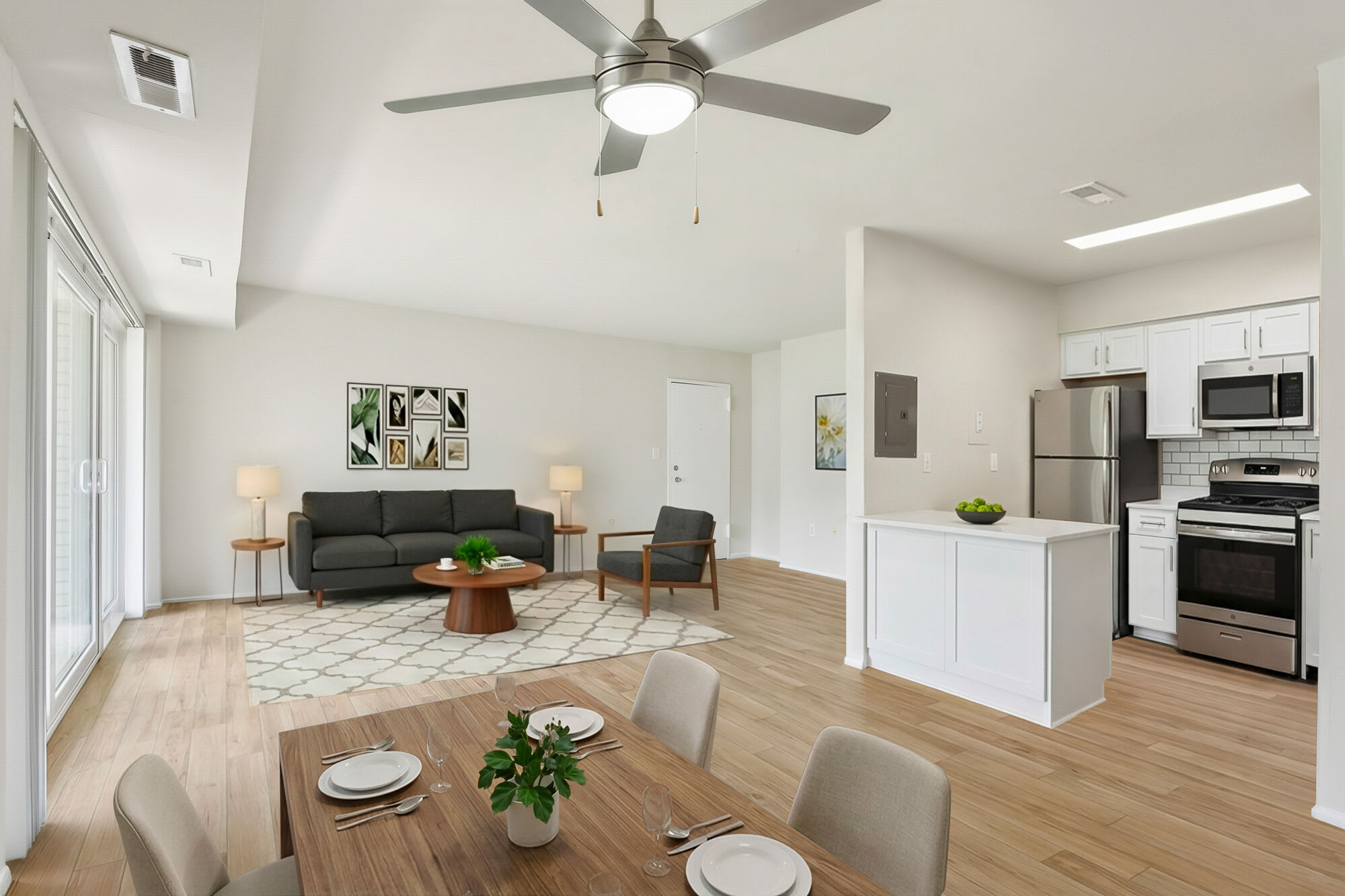 1 Bedroom On 3Rd Floor The Avenues – photo 2