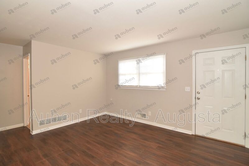 1604 Johns Road – photo 3