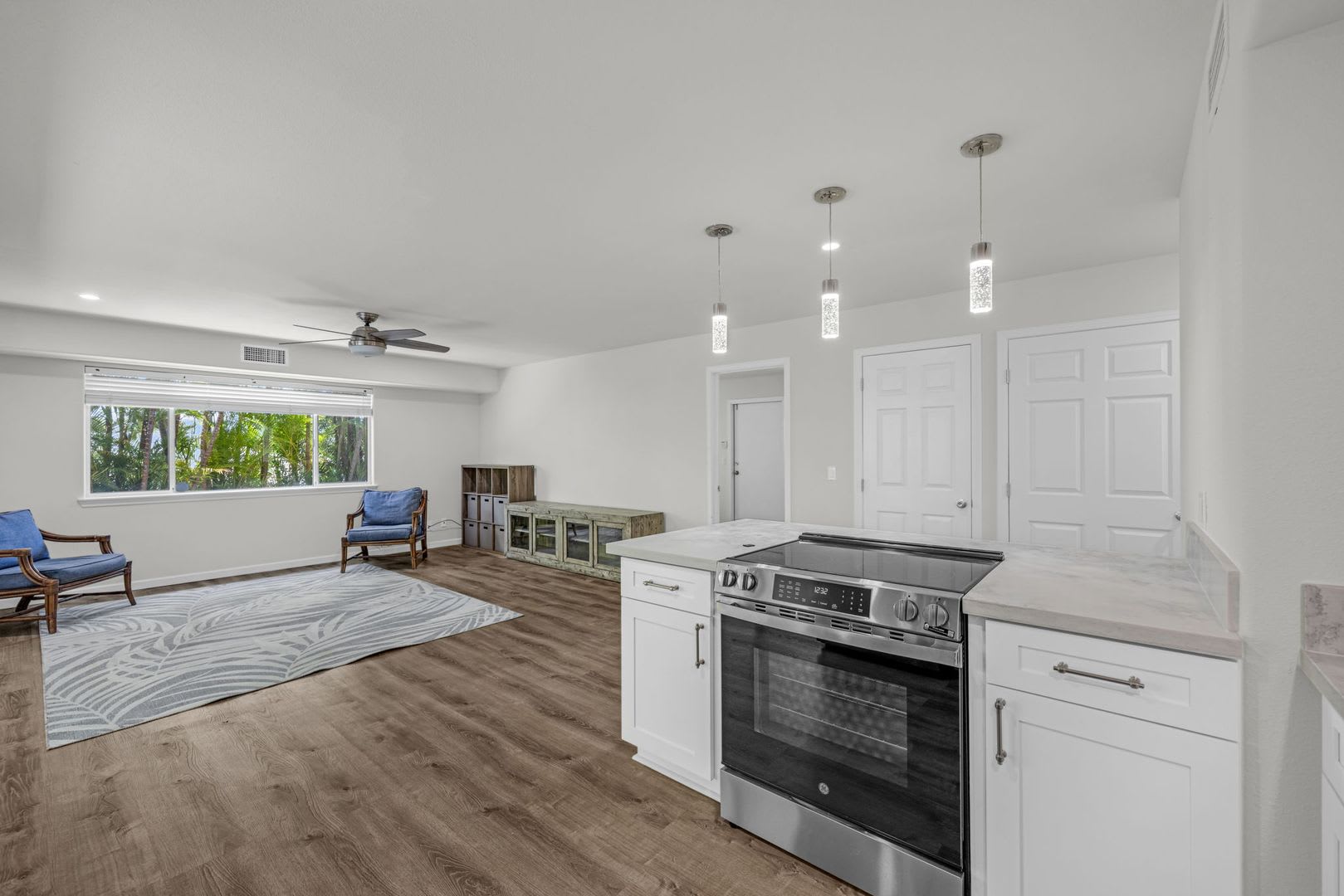 Newly Renovated Furnished 3BR/1BA Downstairs Unit with Pool Access in South Kihei – photo 2