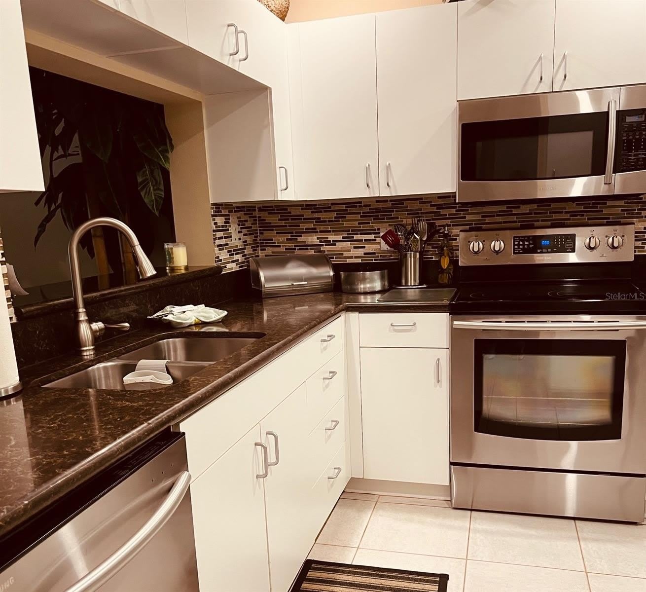 9620 CLUB S Circle – photo 2