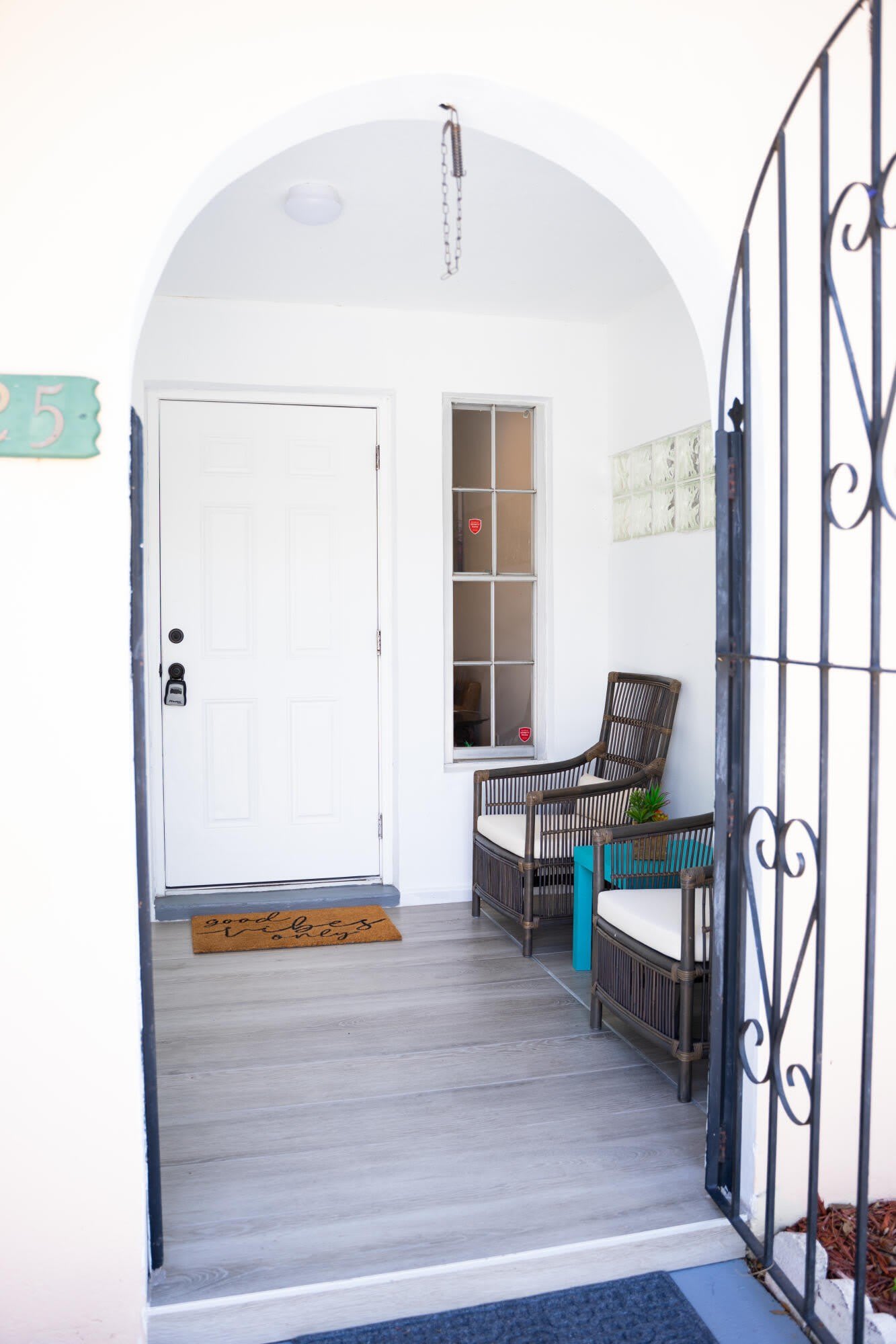 1425 Riverside Circle – photo 5