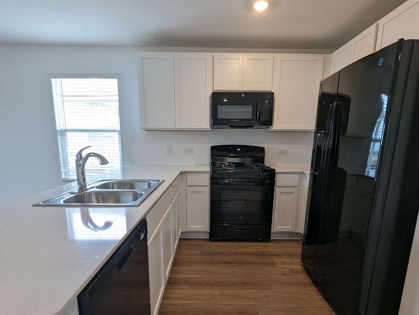 Welcome Home to This 4 Bed / 2.5 Bath Home in Kyle – photo 5