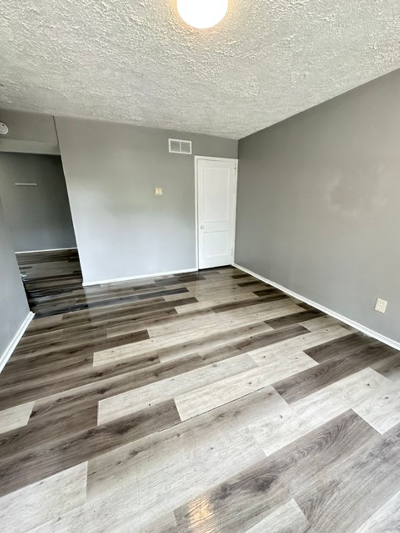 916 N Central Dr – photo 5