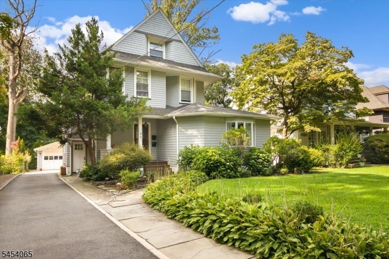 46 Hazelwood Rd – photo 2