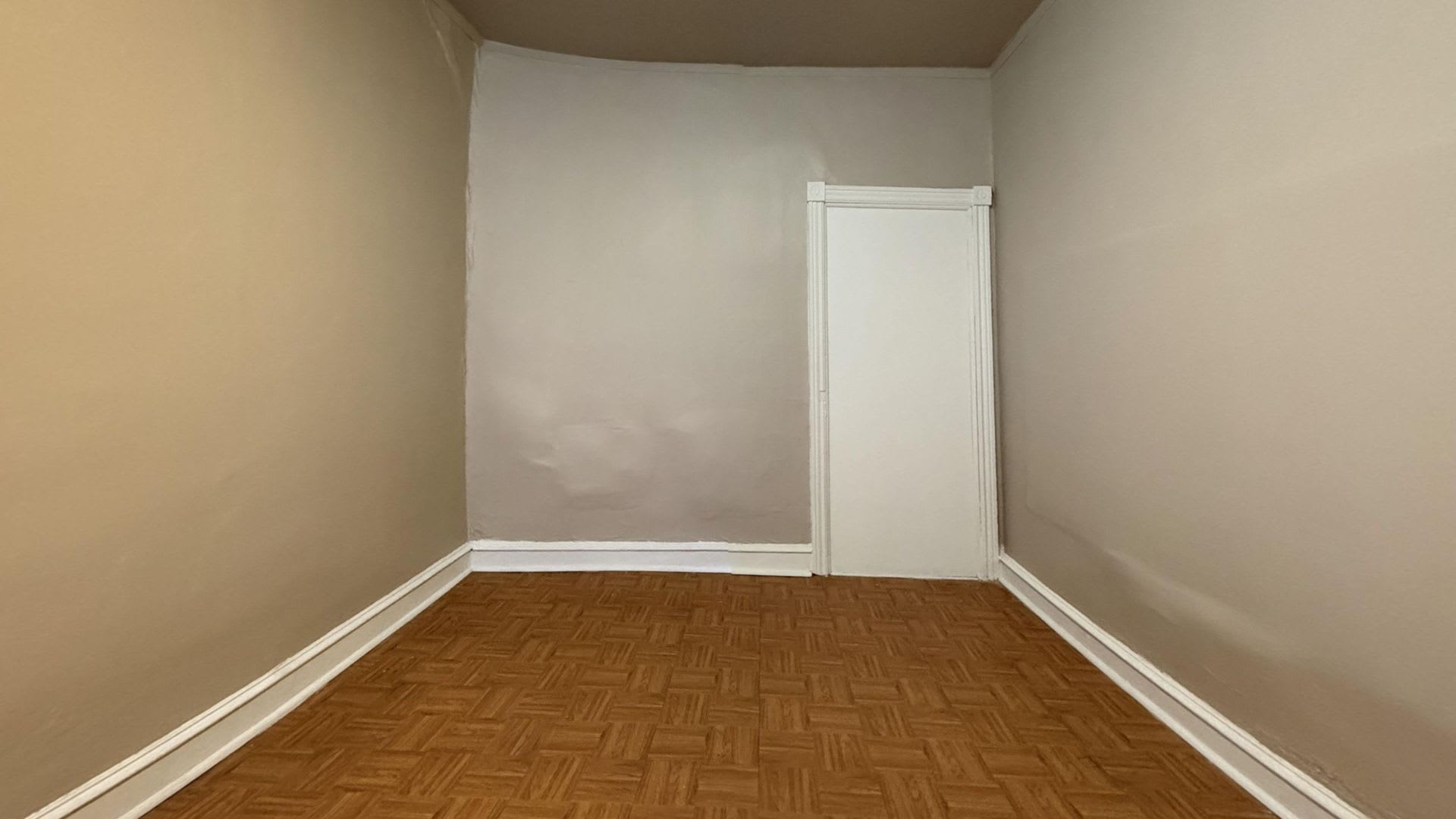 3Br Philadelphia Rowhome With Spacious Living Areas – photo 2