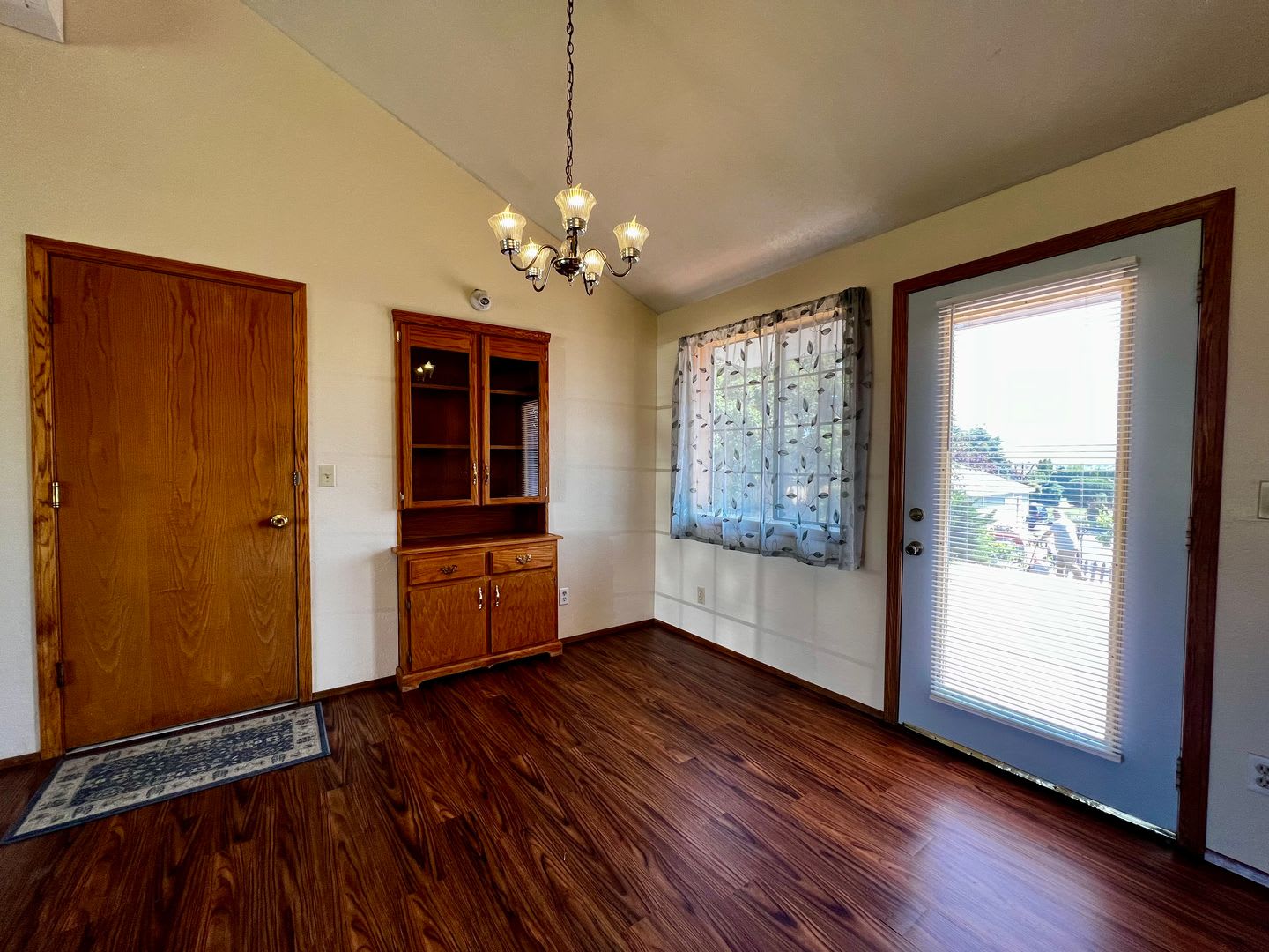 Move in special – photo 4