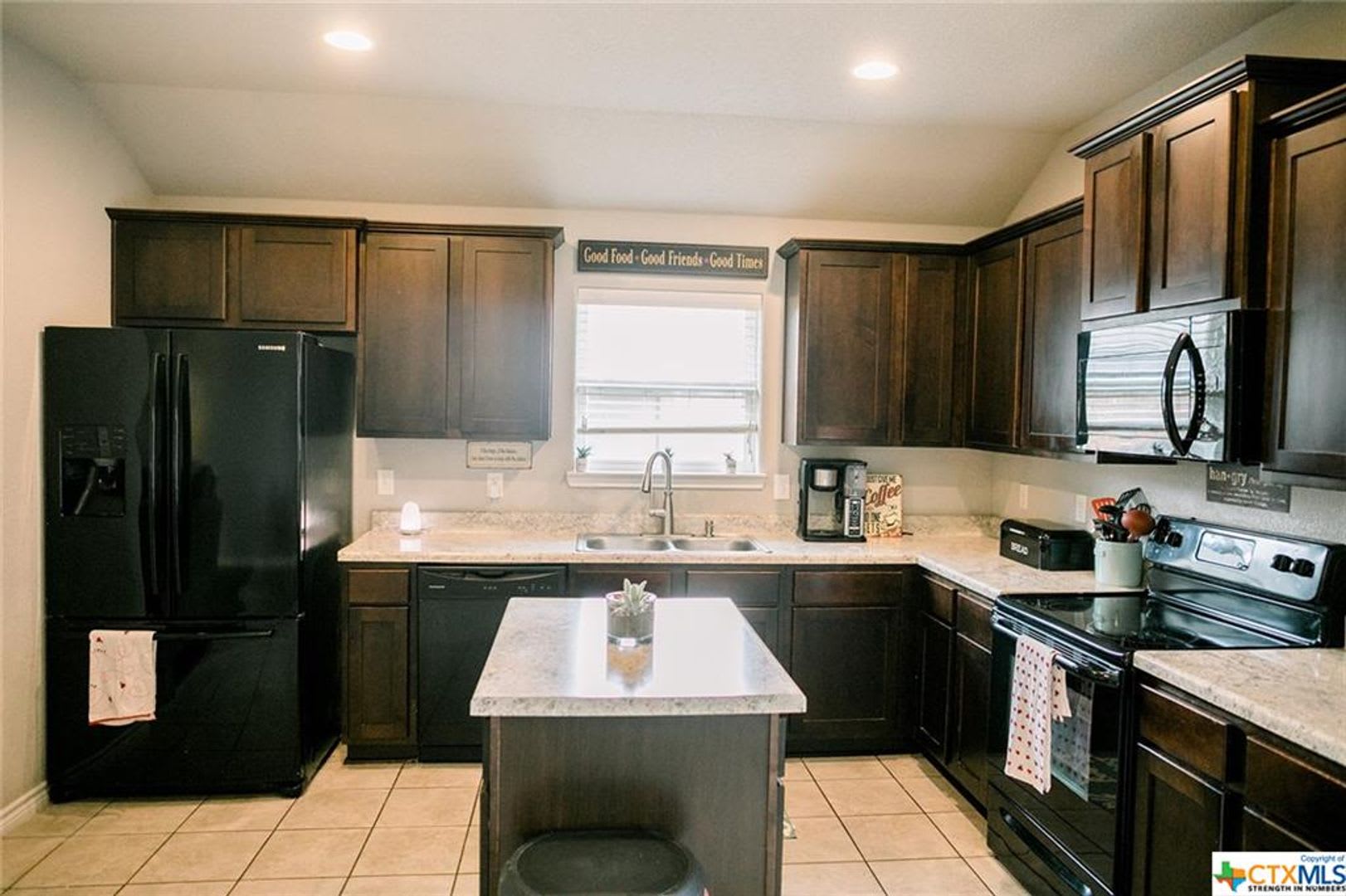 2525 Elk Creek Rd – photo 5