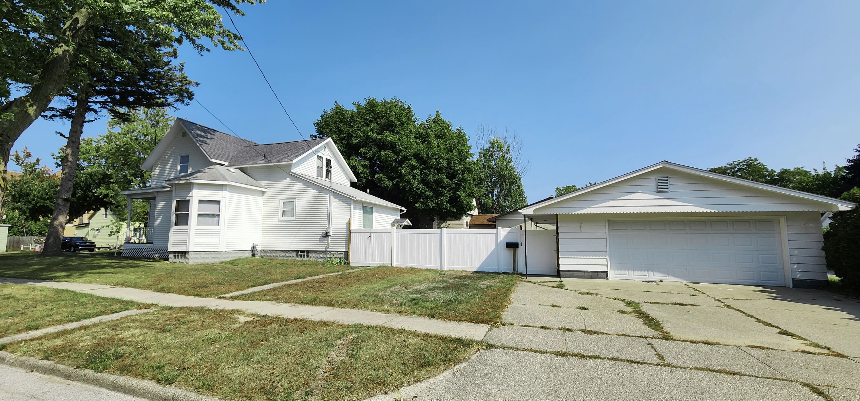 703 Hopkins Street – photo 2