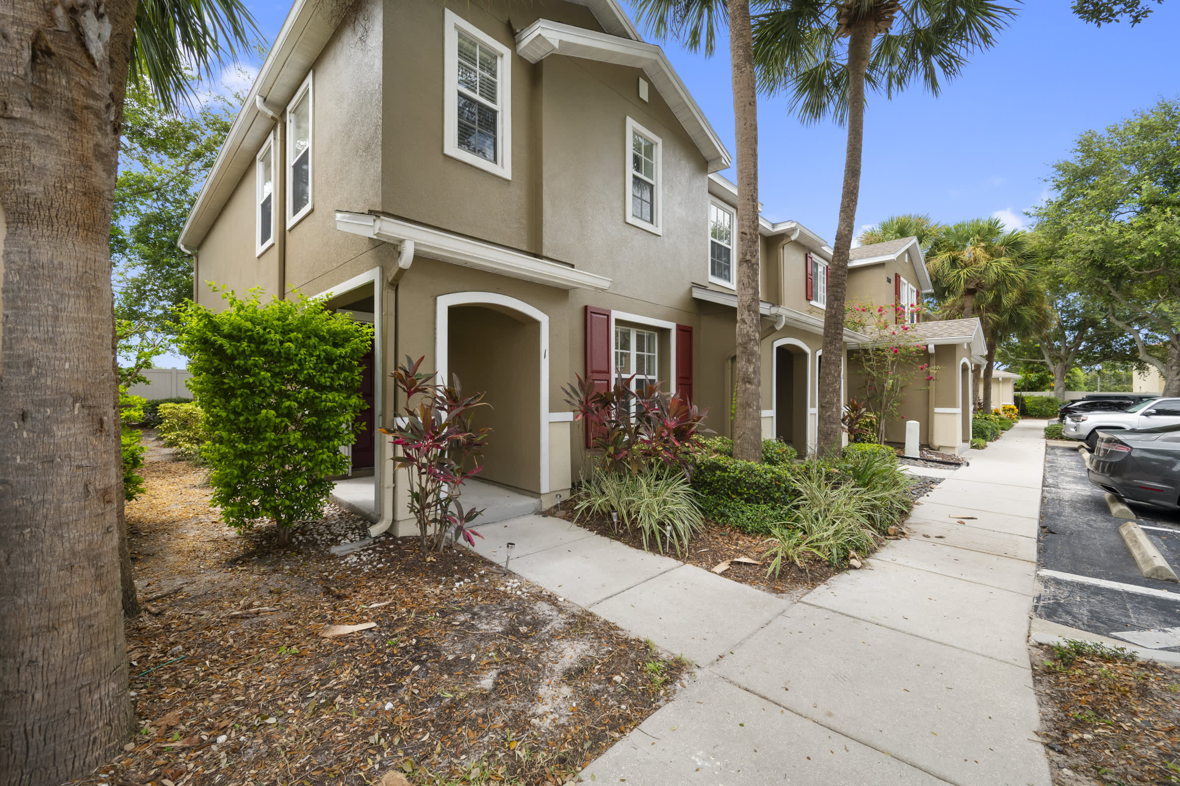 2537 Harn Blvd – photo 3