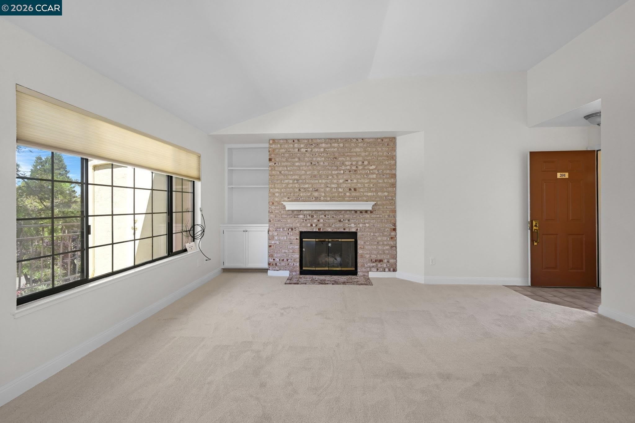5012 Lakeview Dr 201 – photo 3