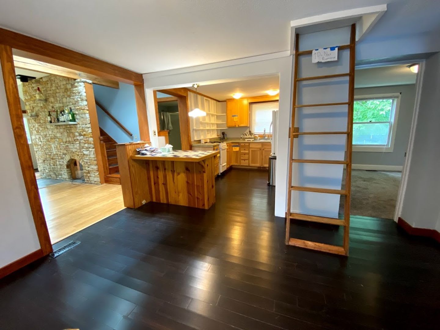 Great 3 bed 2 bath home!! AVAILABLE AUGUST 2027! – photo 1