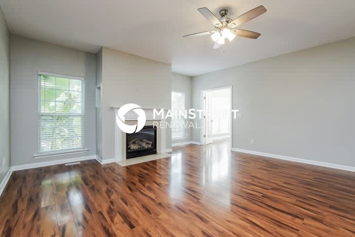 8616 Bratt Avenue – photo 4